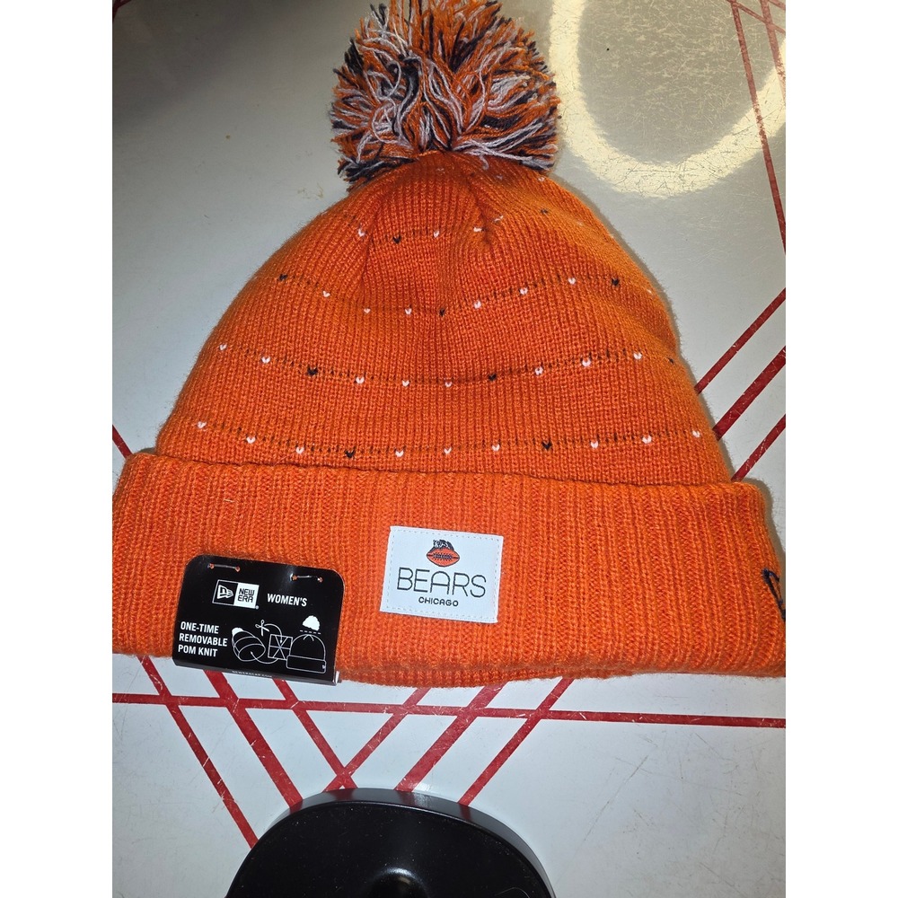 New Era Chicago Bears Womens Orange Knit Beanie Pom Hat NFL 60512379 NWT